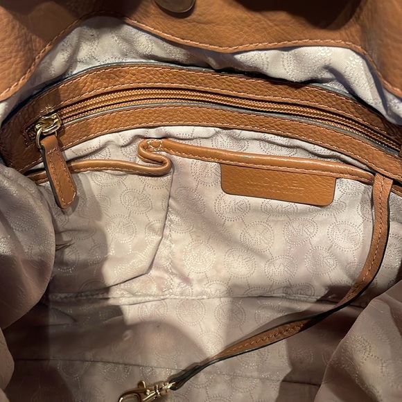 Michael Kors Brown Pebbled Leather Shoulder/Crossbody Bag EUC w/dust bag - Picture 10 of 14